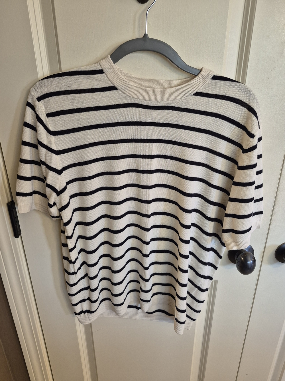 Classic Striped Short-Sleeve Sweater - White & Black